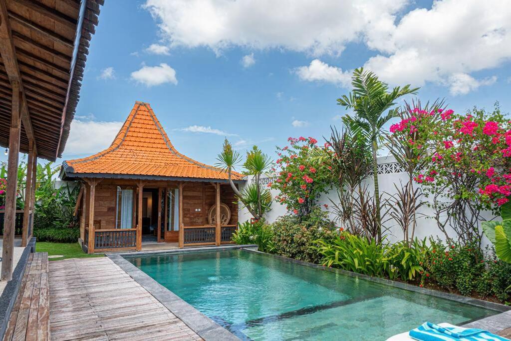 Berawa Canggu Stylish Joglo 3 Bedrooms Private Villa With Private Pool Exterior foto